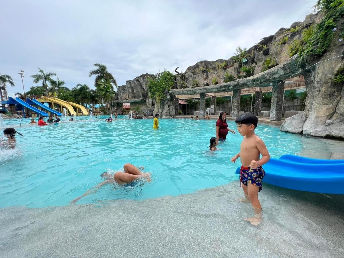 Beach Resorts Walking Distance To The Town House Davao Zewnętrze zdjęcie
